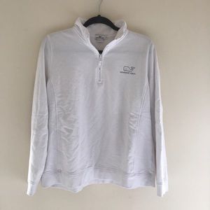 Vineyard Vines 1/4 zip sweatshirt